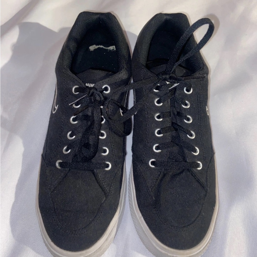 Nike Men's Dark Canvas Sneakers